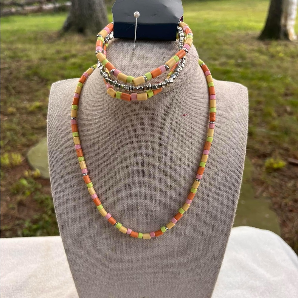 Colorful Beaded Necklace and Bracelet Set